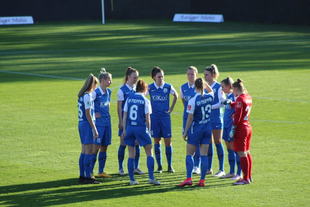 Achtelfinalspiel der SV Meppen Frauen gegen SV Werder ...