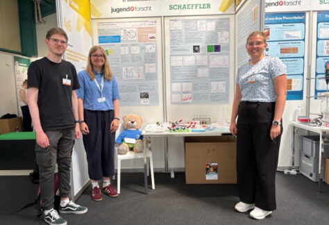 Paula Schoe gewinnt Sonderpreis beim Bundesfinale "Jugend forscht"