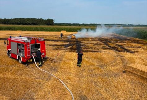 Flächenbrand auf Stoppelfeld in Werpeloh gelöscht